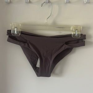 NWT L*SPACE Estella cutout low-rise bikini bottom in purple